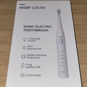 Sonic Electric Toothbrush NWT